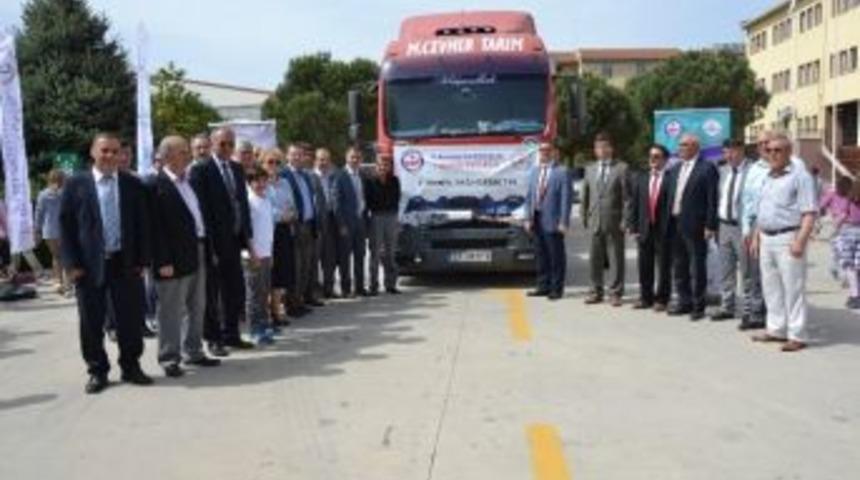 Biga&rsquo;dan Bayır Bucak T&uuml;rkmenlerine Yardım