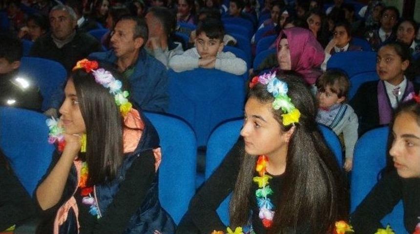 Teog Sınavı &Ouml;ncesi &Ouml;ğrencilere Moral