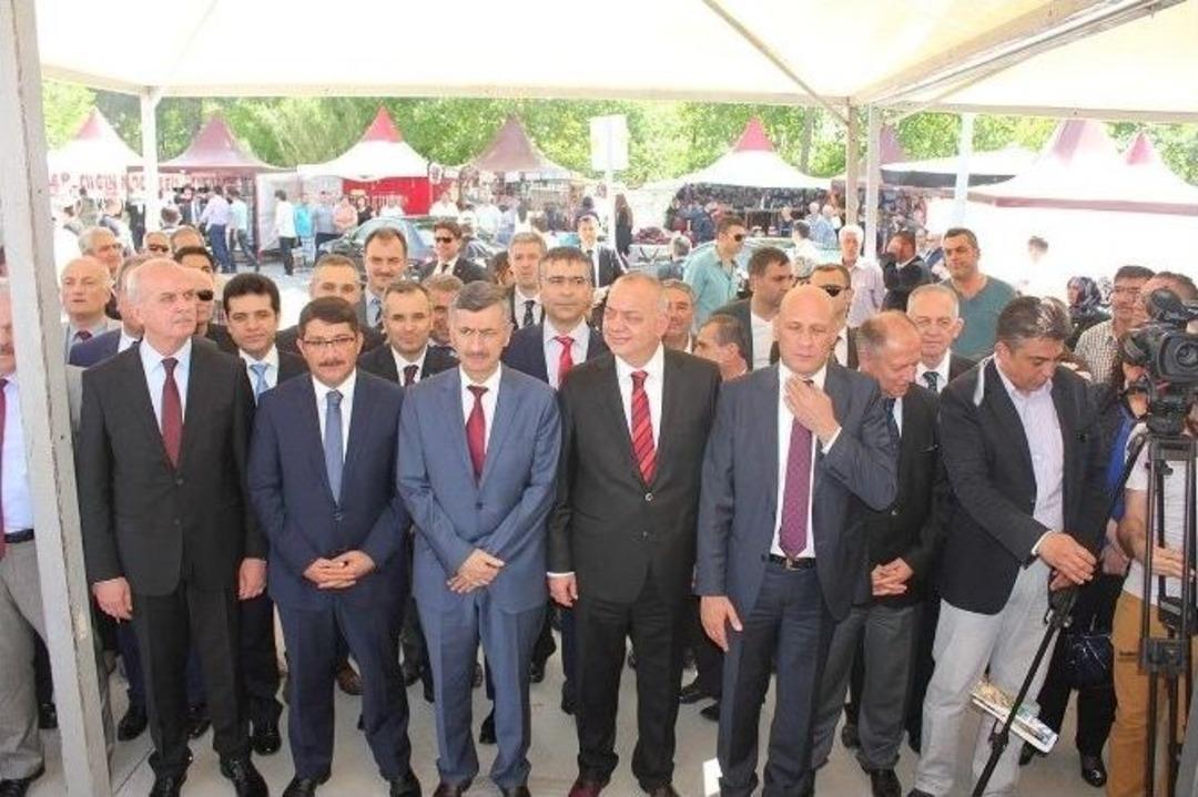 Manisa Geleneksel Mesir Fuarı Kpılarını A&ccedil;tı