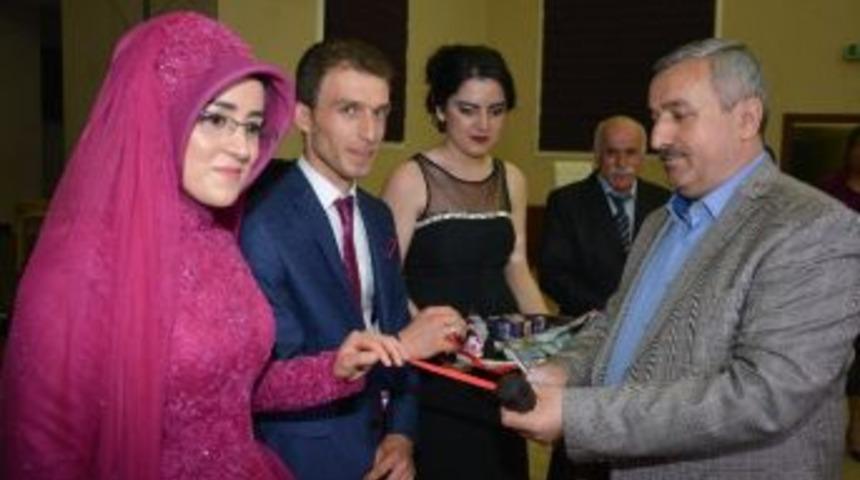 Başkan Baran, K&ouml;rfezliler&rsquo;in Mutluluklarına Ortak Oldu