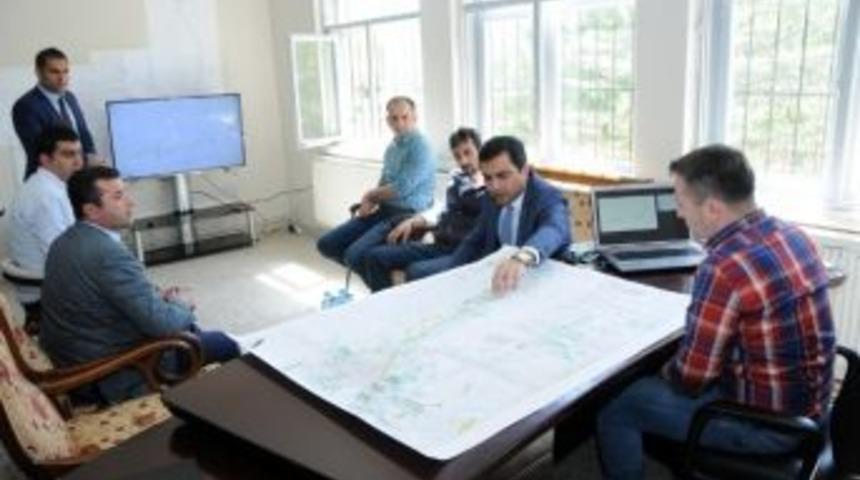 Bahçeci, Ana İshale Hattı İnşaatı Çalışmalarını İnceledi