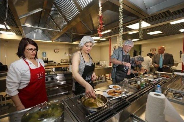 İngiliz Gazetecilerden Gastronomi Kenti Gaziantep’e Ziyaret