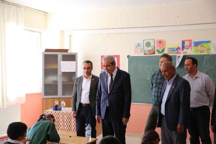 Demirkol’dan Öğrencilere Büyük Destek G4