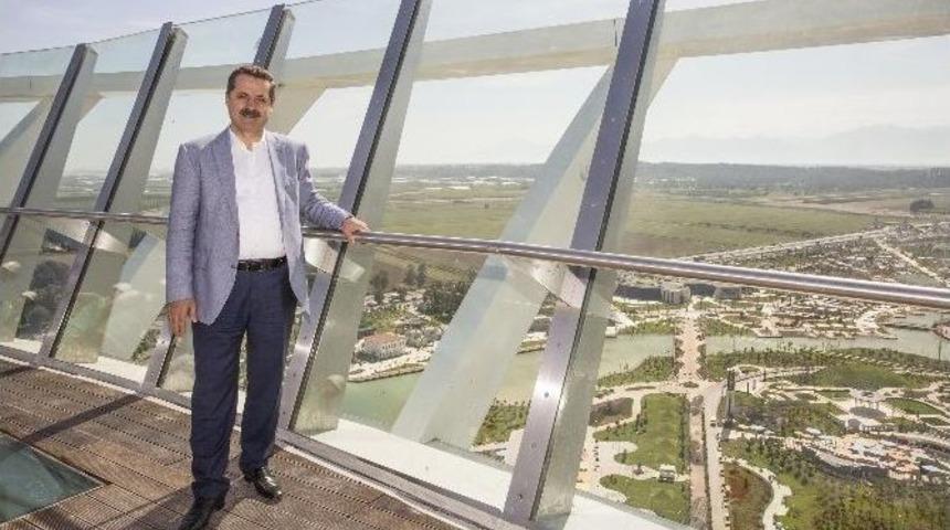 Expo Kulesi&rsquo;ne İlk &Ccedil;ıkan Bakan &Ccedil;elik Oldu