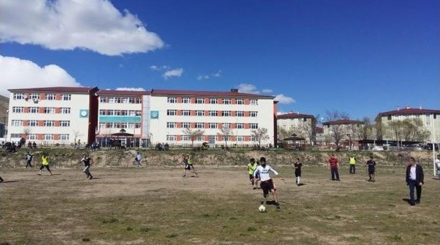 Adilcevaz Myo Futbol Turnuvası Başladı