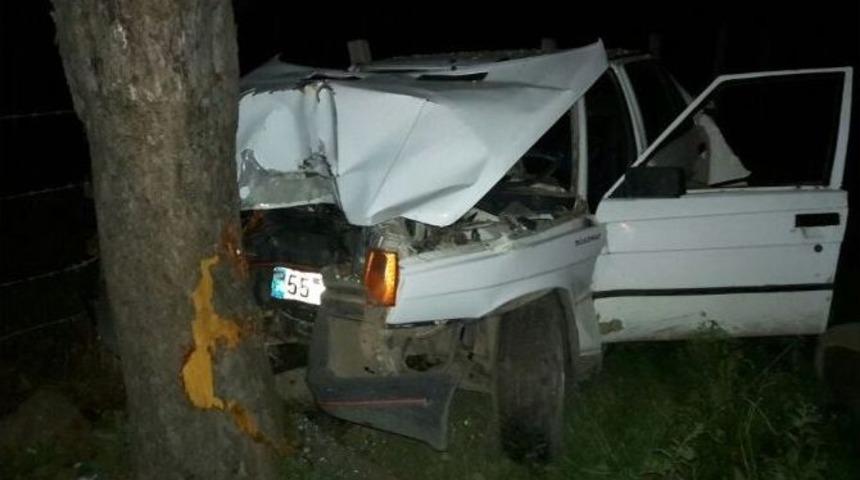 &Ccedil;arşamba&rsquo;da Kaza: 3 Yaralı