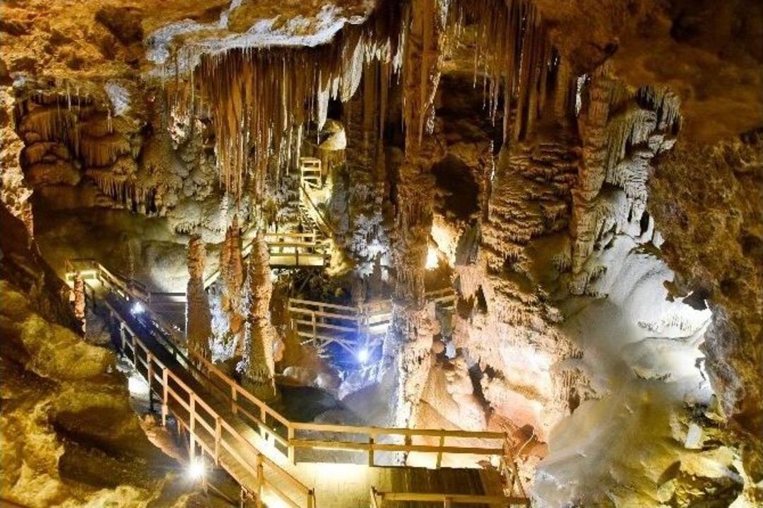 Karaca Mağarasını İlk 4 G&uuml;nde 700 Kişi Ziyaret Etti