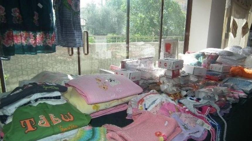 Efeler&rsquo;de Kuran Kursu Yararına Kermes D&uuml;zenlendi