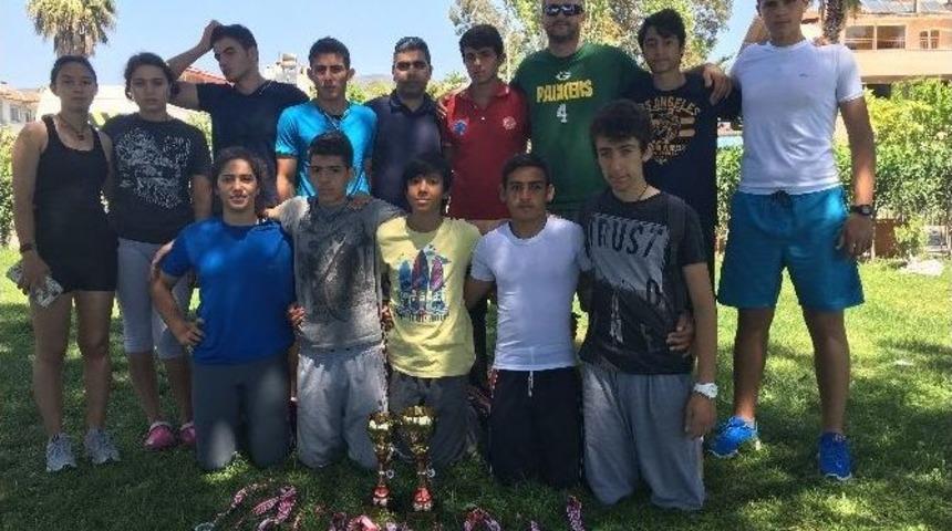 Adanalı Kanocuların Başarısı