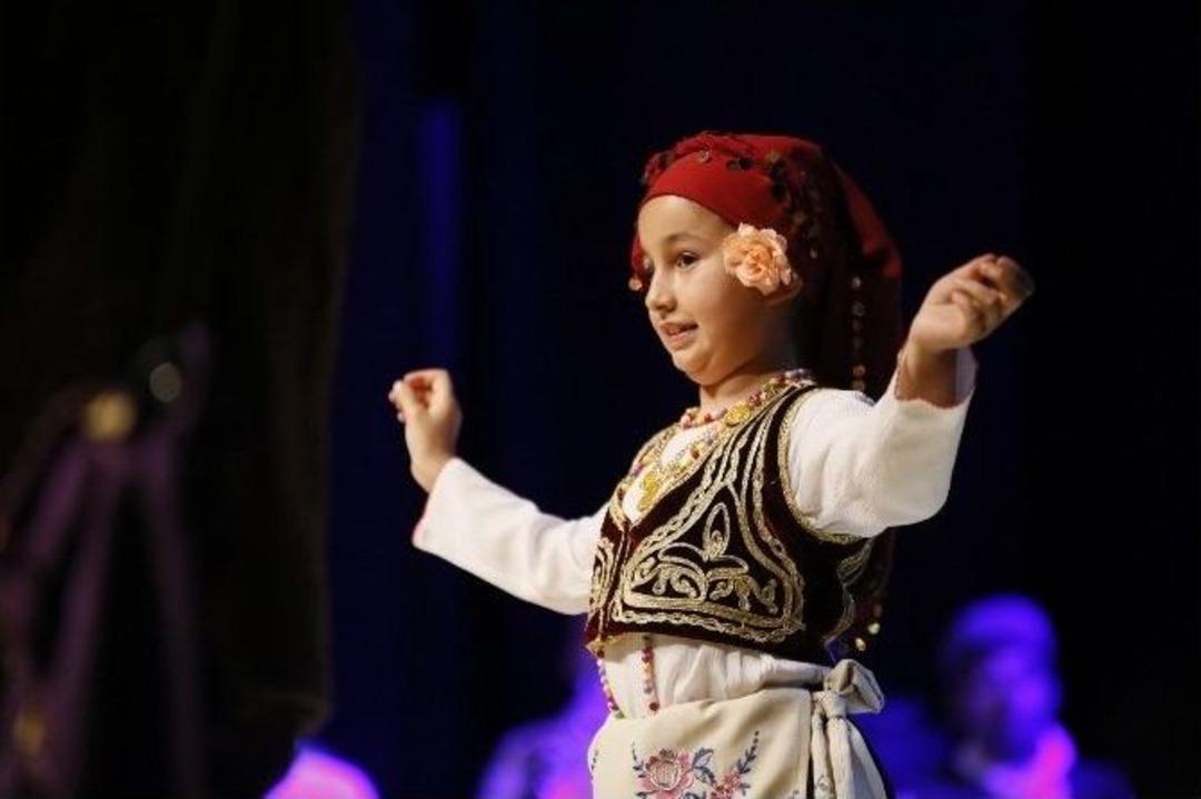 Kırklareli Rumeli T&uuml;rk&uuml;leri İle Şenlendi