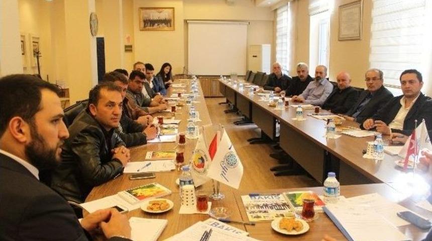 32. Motorlu Kara Taşıtları Ticareti Meslek Komitesi Genişletilmiş Toplantısı Yapıldı