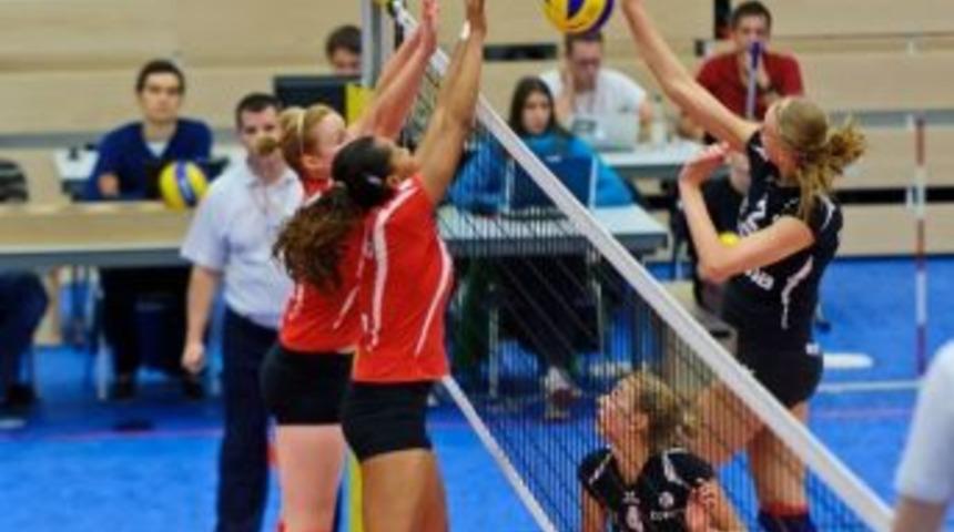 Voleybol Antren&ouml;rl&uuml;k Kursu A&ccedil;ılacak