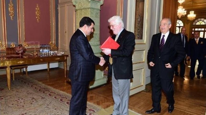 Vali Şahin Koleksiyonerler İle Bir Araya Geldi