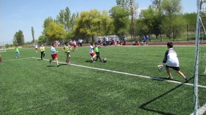 Hisarcık&rsquo;ta İlkokullar Arası Futsal Turnuvası