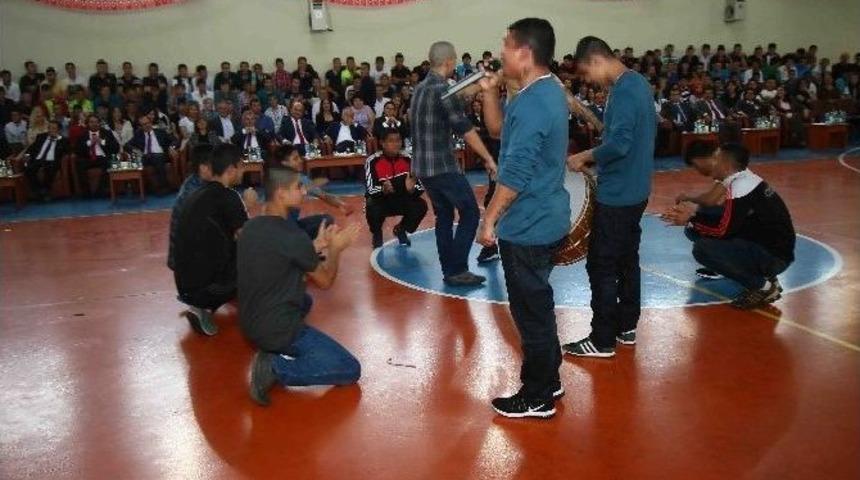 23 Nisanı Cezaevinde Kutladılar