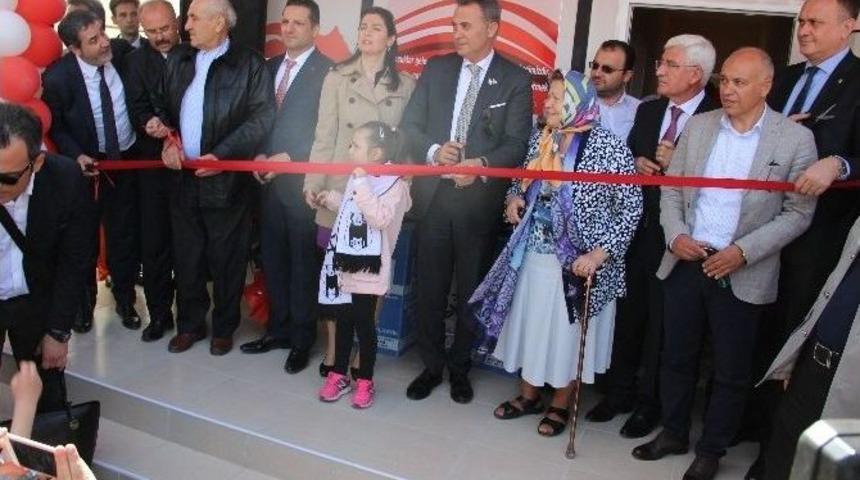 Beşiktaş Kul&uuml;b&uuml; Başkanı Fikret Orman Karaman&rsquo;da