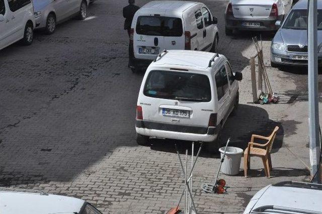 Kars’ta Kaldırım Ve Cadde Sorunu Devam Ediyor