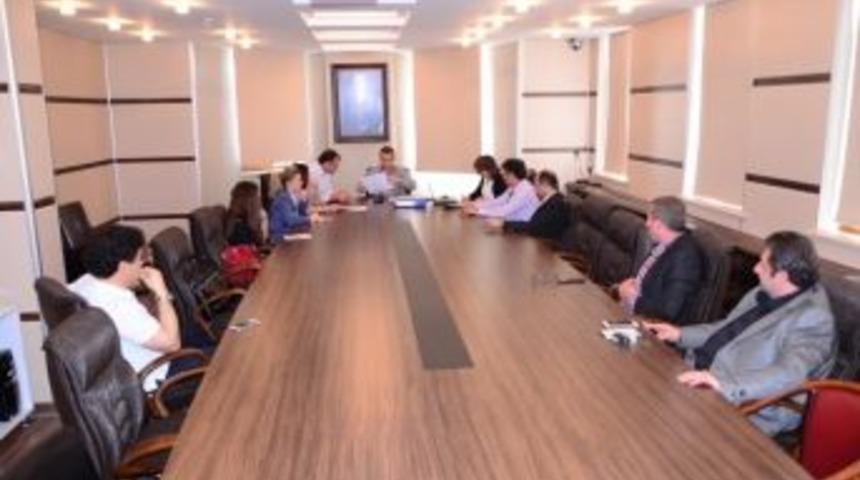 Kartepe Belediyesi&rsquo;nde Yemek İhalesi Yapıldı