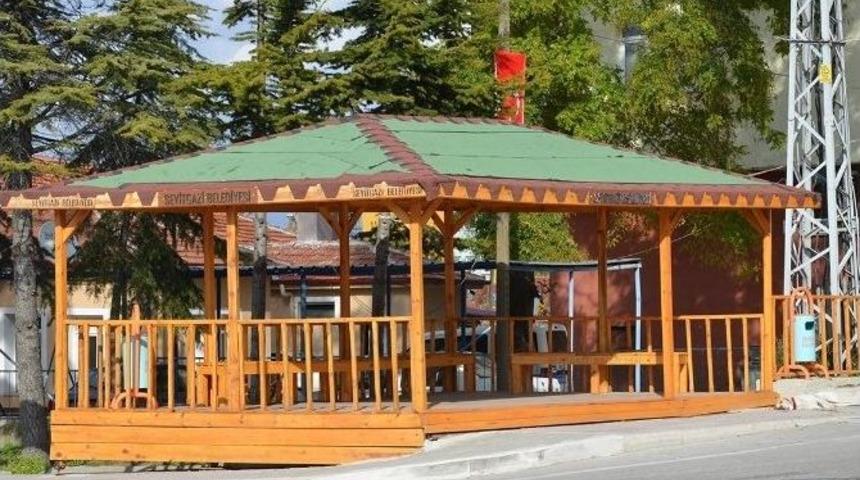 Marangozhane Seyitgazi İ&ccedil;in &Uuml;retiyor