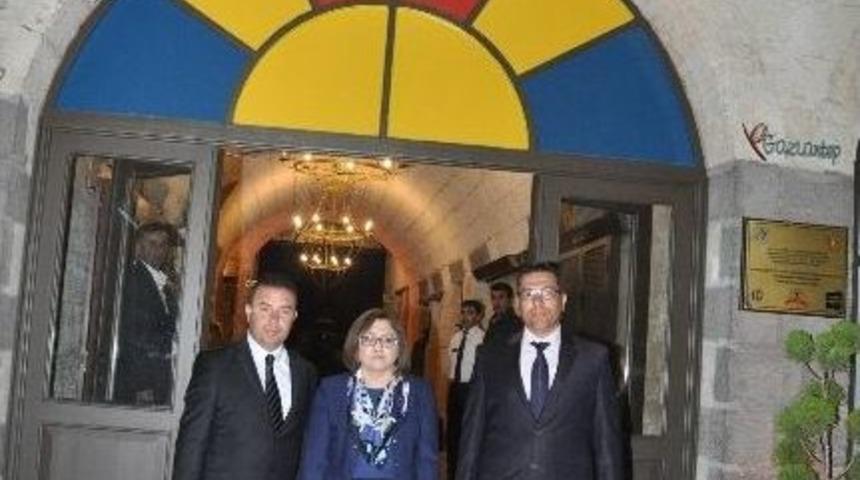 Yabancı Belediye Başkanları Tarihi Yemişhan&rsquo;a Hayran Kaldı