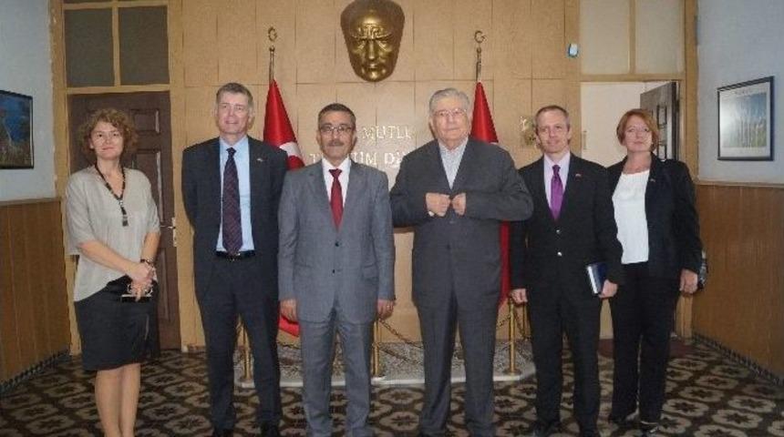 İngiliz B&uuml;y&uuml;kel&ccedil;isi&rsquo;nden Turizm B&ouml;lgelerine G&uuml;venlik Gezisi