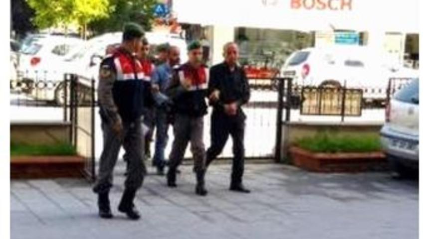 Dolandırıcıyı Jandarma Devriyesi Yakaladı