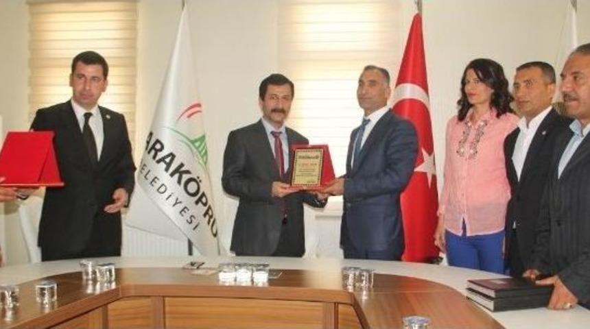 Karak&ouml;pr&uuml; Belediyesinde Toplu S&ouml;zleşme Sevinci