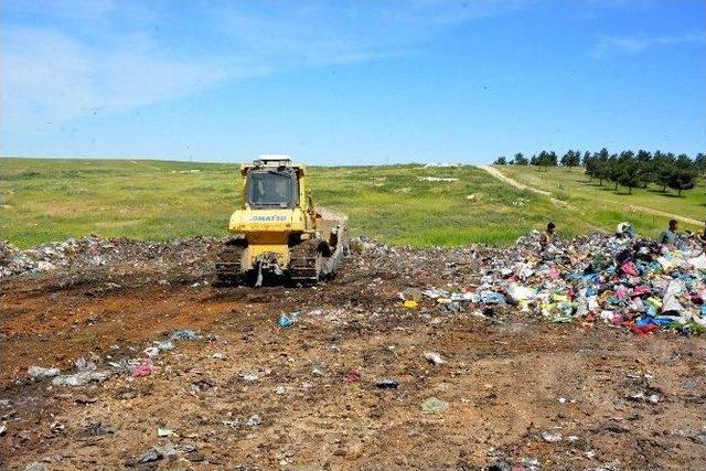 Ceylanpınar’da Katı Atık Alanında Genişletme Çalışması Başlatıldı