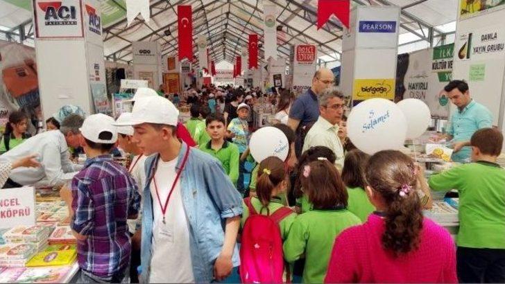 İlk 2 Günde 10 Binin Üzerinde Ziyaretçi G1