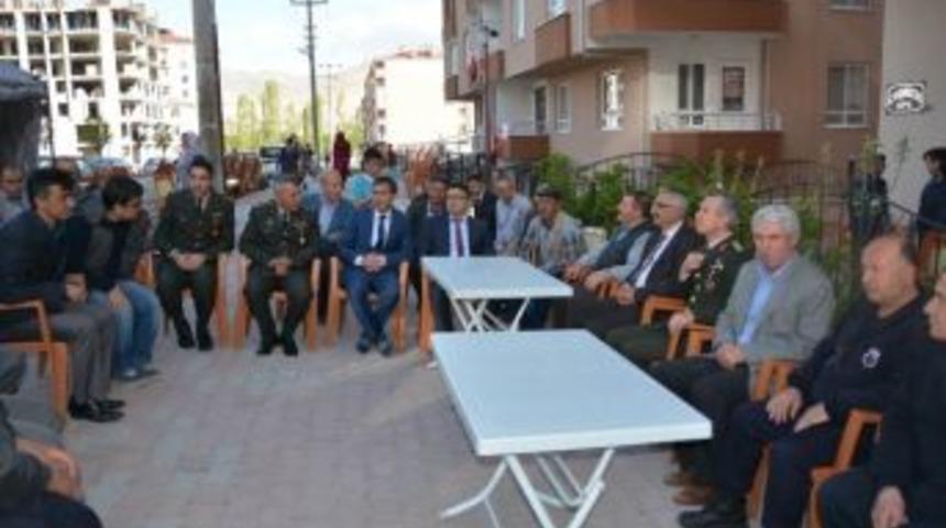 Vali Kılı&ccedil; Şehit Yasin Tekin&rsquo;in Ailesini Ziyaret Etti