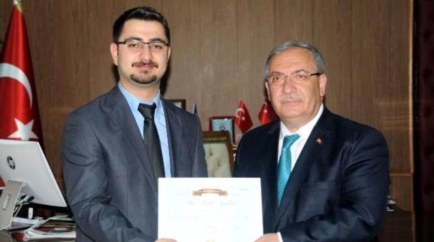 Bilecik&rsquo;te 3 Doktora Başarı Belgesi Verildi