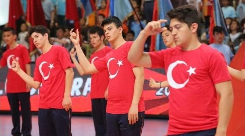 Nil&uuml;fer&rsquo;de Bir Ay Spor R&uuml;zgarı Esecek