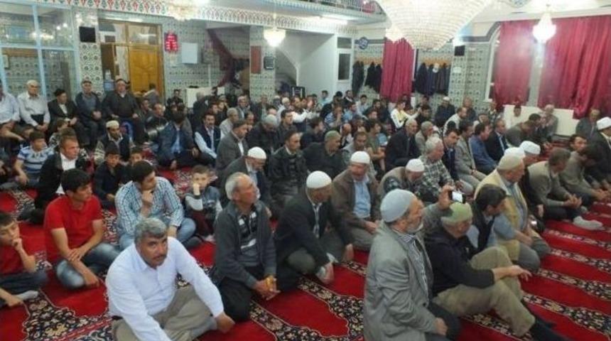 Karamık K&ouml;y&uuml;nde Kutlu Doğum Programı D&uuml;zenlendi