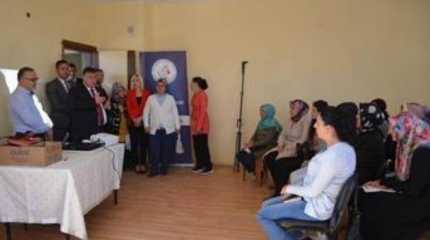 Beylikovalı Girişimciler Kursu Tamamladı