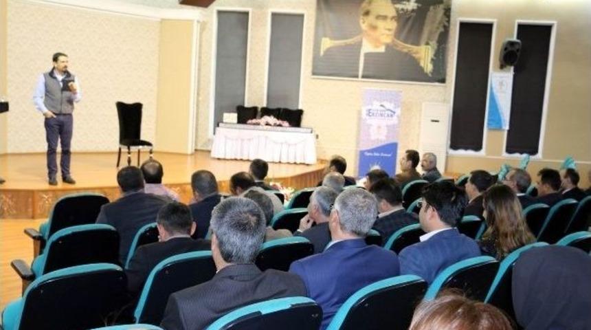 Hayata Rehber Olmak Konulu Konferans Verildi