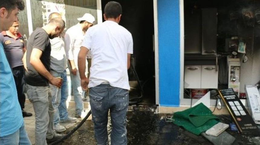 Nazilli&rsquo;de İş Yeri Yangını