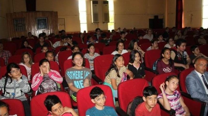 Didimli &Ouml;ğrenciler Sokak Hayvanları Konusunda Bilgilendirildi