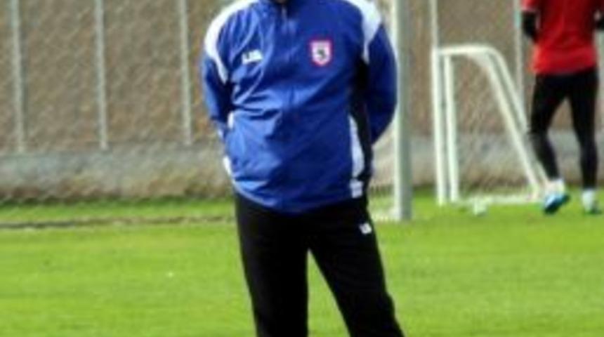 Korukır: &ldquo;4 Ma&ccedil;ı Kazanırsak Y&uuml;zde Y&uuml;z Play-off&rsquo;a &Ccedil;ıkarız&rdquo;