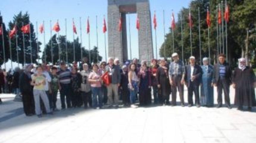 Orhanelililerden Şehitlik Ziyareti