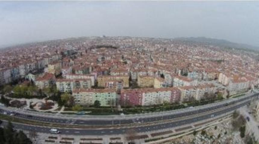 2.5 Hektarlık Arazi &Uuml;zerinde 300 Konut Ve 15 D&uuml;kkanlık Proje