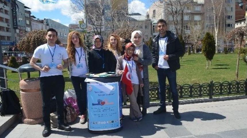 Konuşan Eller Buluşan Yürekler