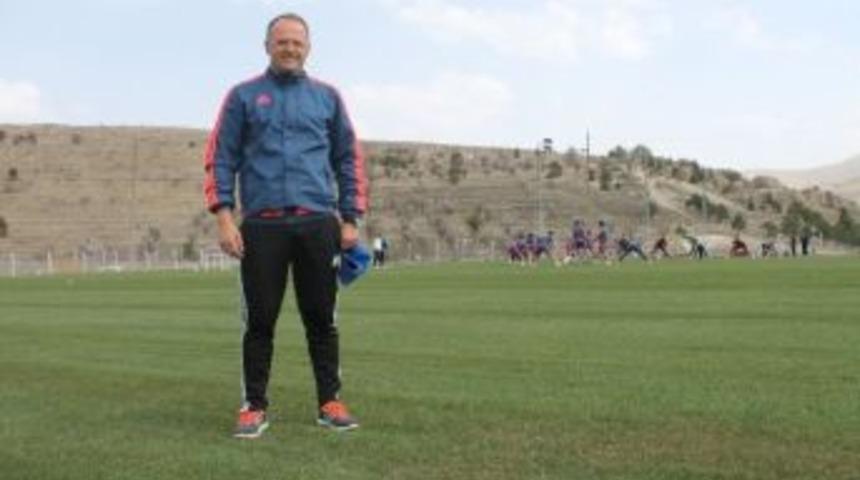 Alima Yeni Malatyaspor Play-off&rsquo;tan Vazge&ccedil;miyor