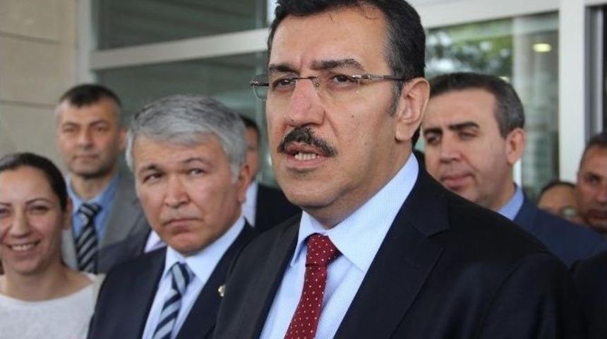 G&uuml;mr&uuml;k Bakanı T&uuml;fenkci&rsquo;den &ldquo;patlıcan&rdquo; A&ccedil;ıklaması