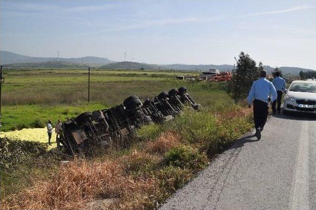 Kükürt Yüklü Tır Devrildi: 1 Yaralı