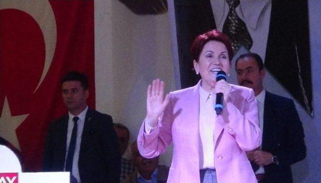 Eski Mhp Milletvekili Meral Akşener: