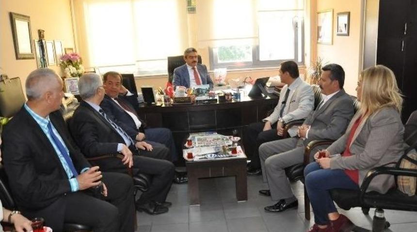 Başkan Alıcık, Personeline Teşekk&uuml;r Etti