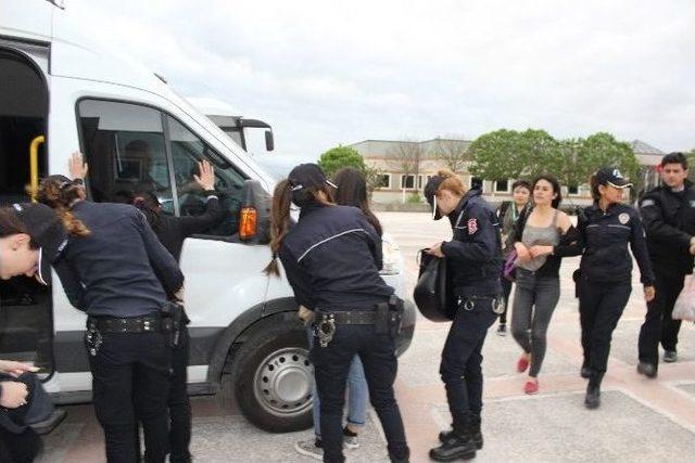 Kutlu Doğum Programı Konuğuna Protesto