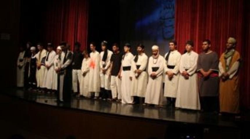 Efeler Anadolu İmam Hatip Lisesinde Kutlu Doğum Coşkusu