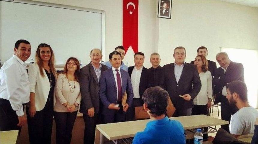 Turizm Fak&uuml;ltesi Konaklama Sekt&ouml;r&uuml;nde &Ccedil;alışan Y&ouml;netici Mezunlarını Ağırladı
