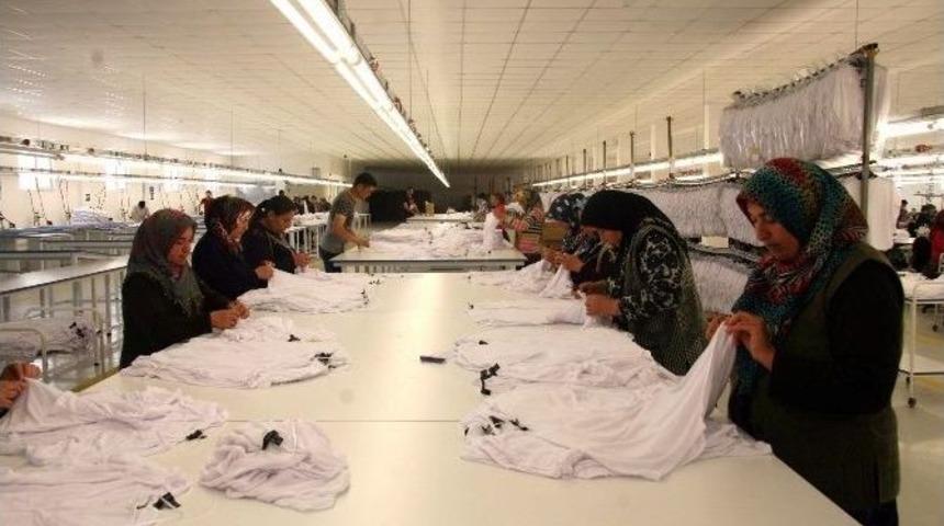Tekstil Fabrikasına &Ccedil;alışacak İş&ccedil;i Bulamıyorlar